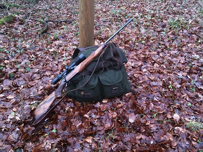 澳门188bet开户注册狩猎的背包和步枪